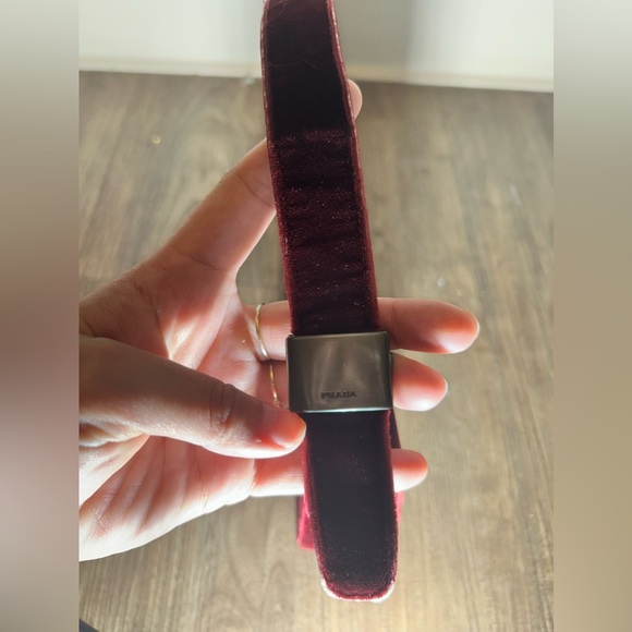 Prada pochette vintage velvet red / raspberry - Picture 2 of 15